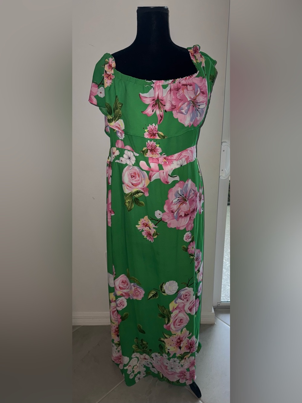 ‼️NY&C Green Floral Maxi Dress with Pink Blooms